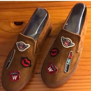 Via Pinky Patched Slip On Shoes